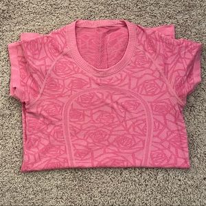 Lululemon Swiftly Tech Short Sleeve shirt